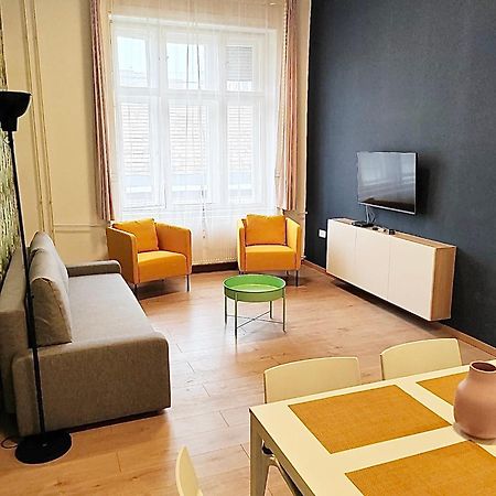 Home R1274 #Freeparking Budapest Kültér fotó
