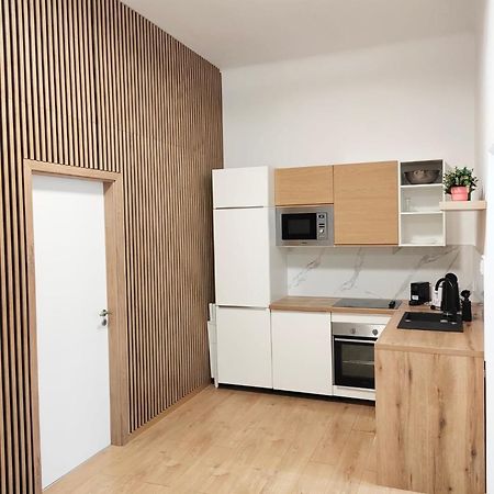 Home R1274 #Freeparking Budapest Kültér fotó